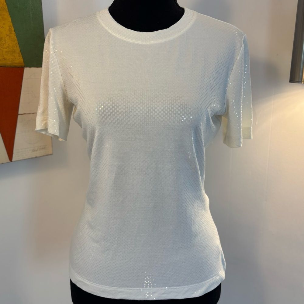 St. John Caviar Shimmery Cream Short Sleeves Stretch Pullover Small
